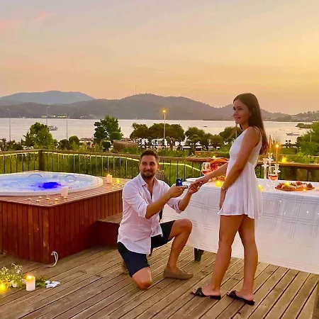 Villa Denize Sifir Havuzlu Jakuzili Bahamas Fethiye