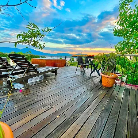 Denize Sifir Havuzlu Jakuzili Bahamas Villa